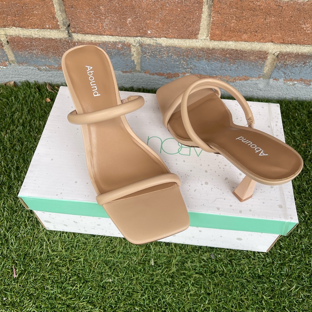beige open toe slip on sandals - Picture 4 of 4